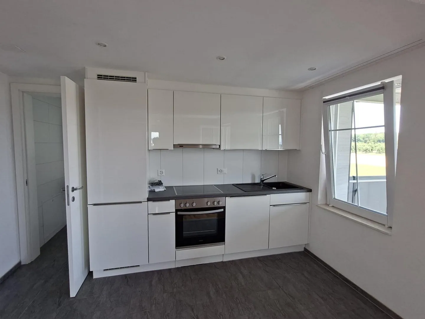 Gemütliche Wohnung mit Aussicht - Foto 3 von 7