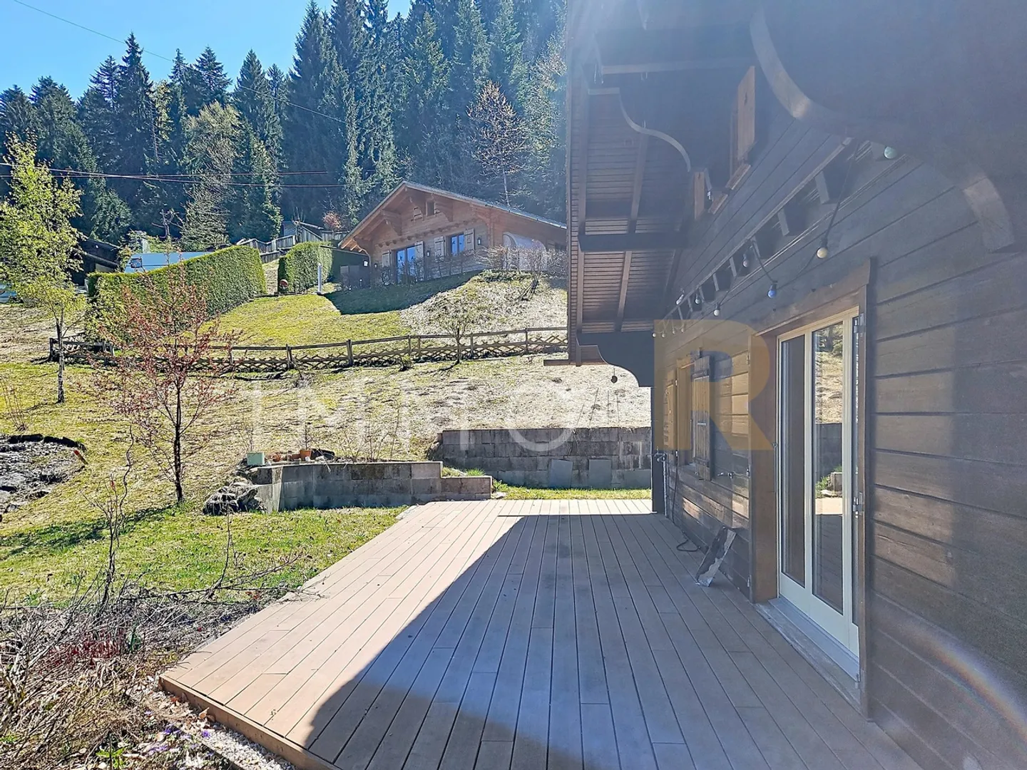 Chalet with magnificent views - Photo 3 of 5