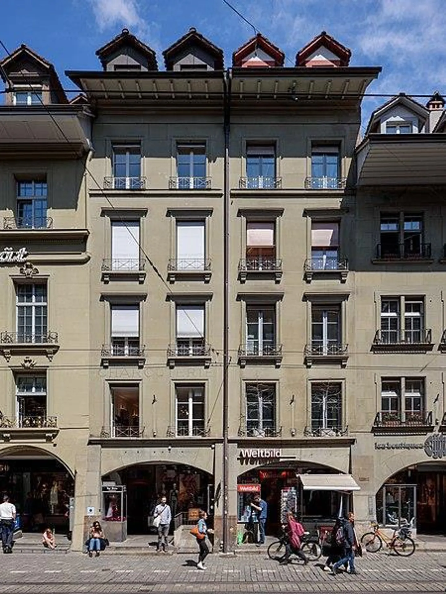 Charming Penthouse in the Heart of Bern - Photo 1 of 17