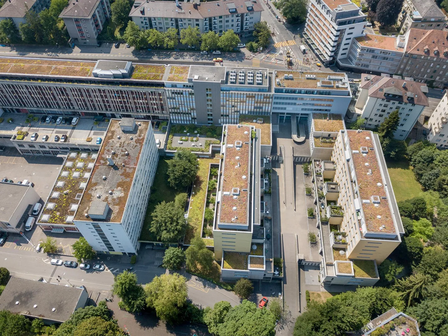 Possibilité de stationnement en ville ! - Photo 2 sur 2