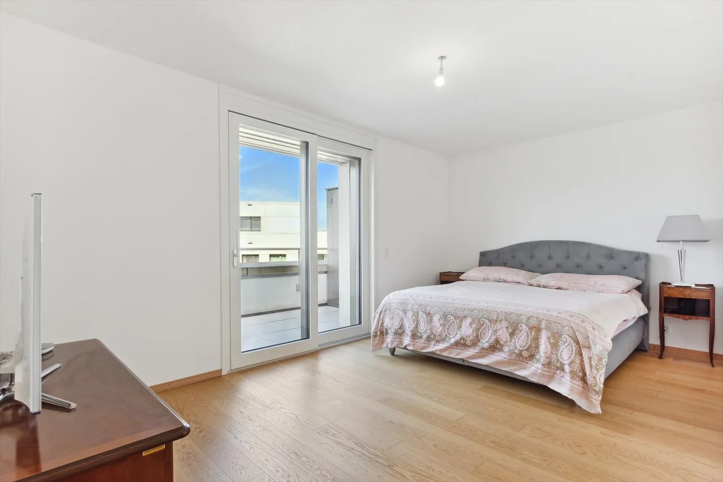 Magnifico attico di 5 stanze con terrazza - Foto 8 di 13