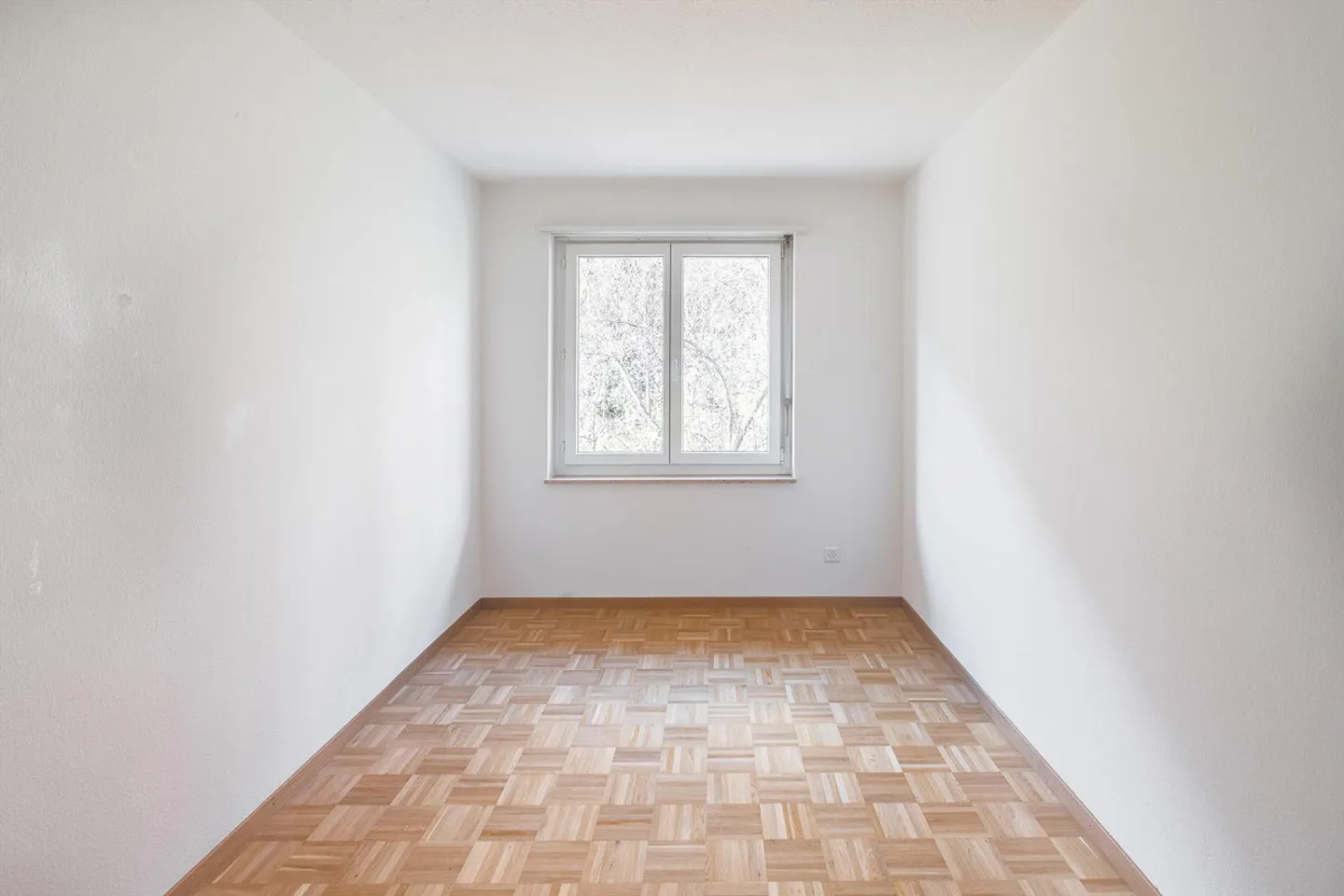 Arrive. Breathe. The Biel Lake at your feet. & CHF 500.– Furniture voucher... - Photo 6 of 8