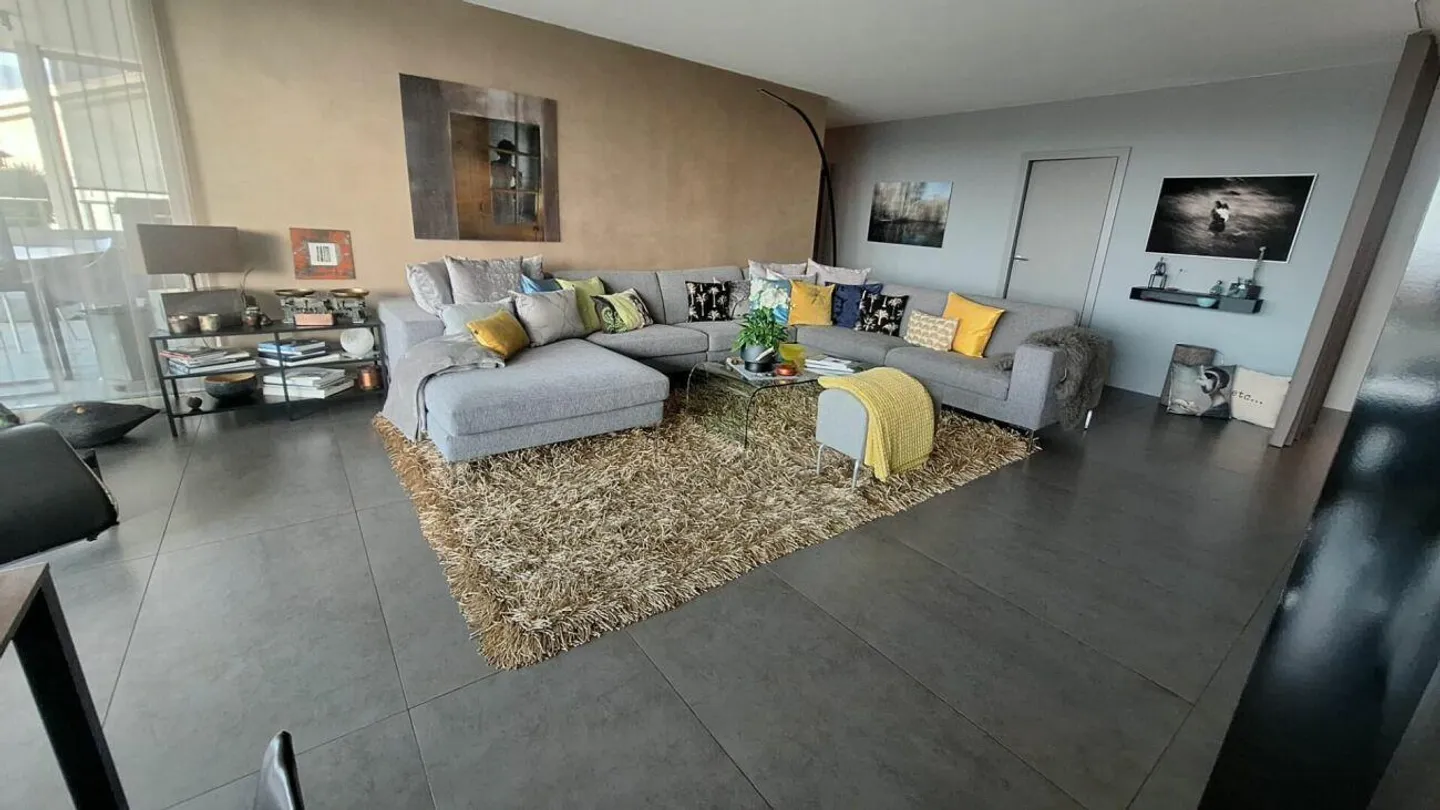 Luxurious terrace apartment with 100 m² balcony - Photo 2 of 9