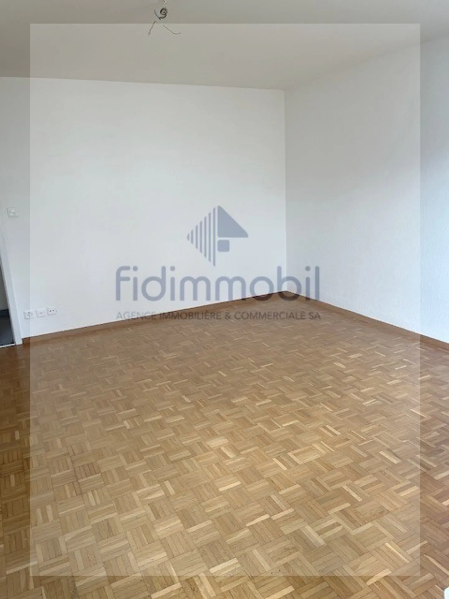 Appartamento di 3,5 stanze al 1° piano - Foto 5 di 8