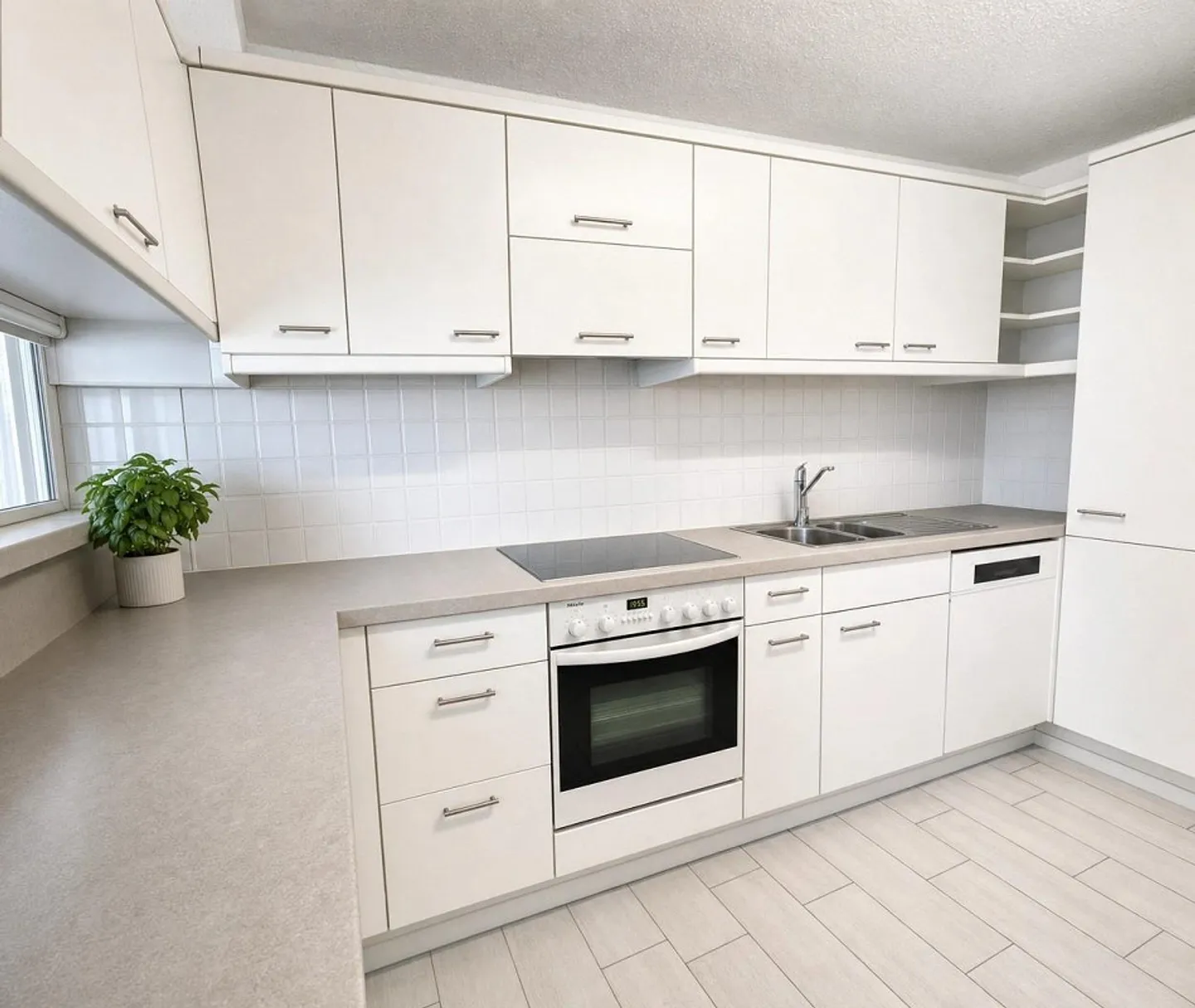 4.5 room apartment/bungalow with garden in a quiet single-family home neighborhood - Photo 7 of 18