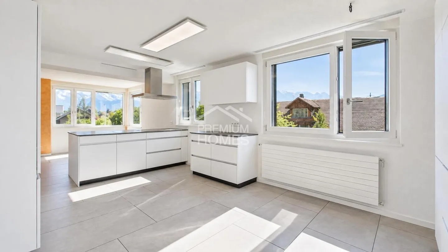 Moderne Familienwohnung mit Galerie - Foto 6 von 13