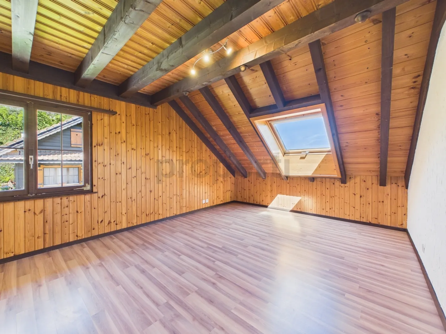 Appartement en duplex spacieux - Photo 7 sur 13