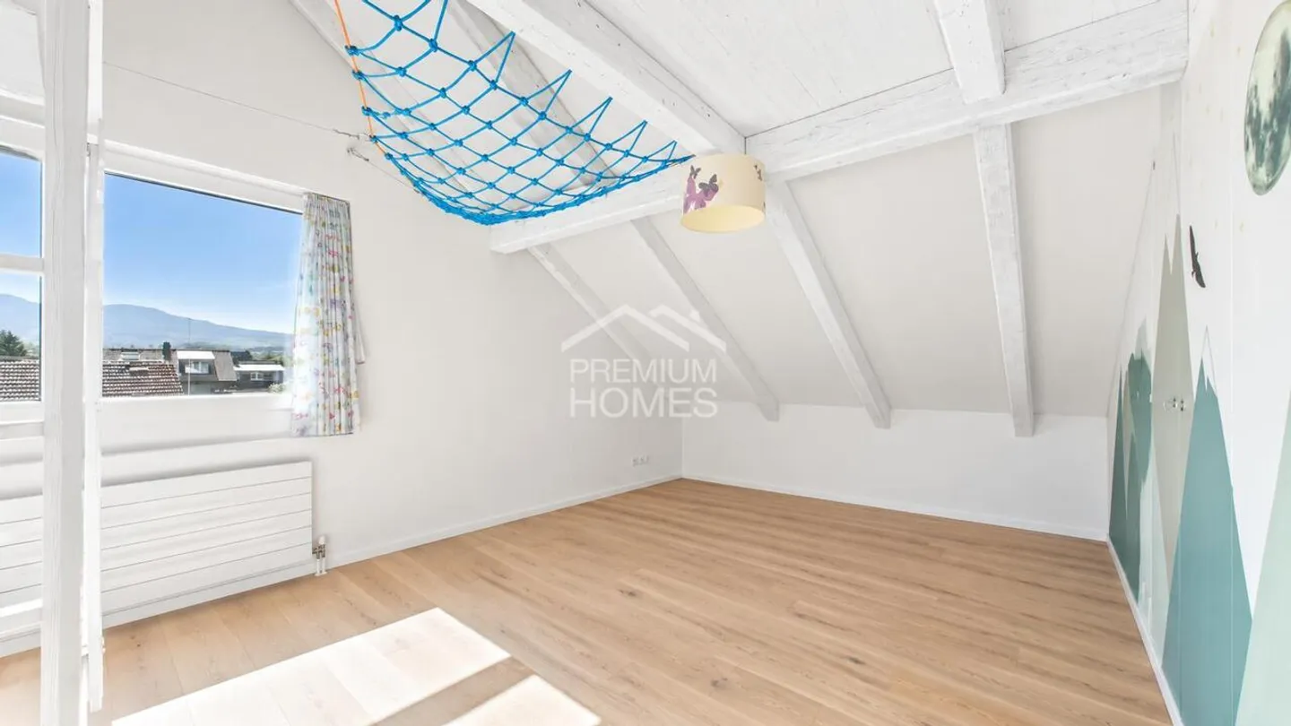 Moderne Familienwohnung mit Galerie - Foto 12 von 13