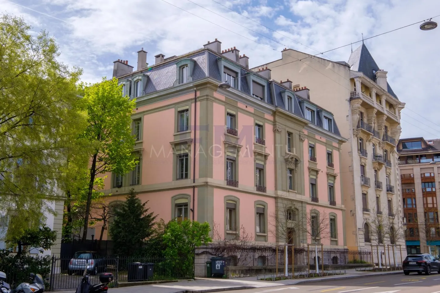 Bd des Tranchées, 9 rooms, on the ground floor with garden, approx. 310m2 - Photo 1 of 13