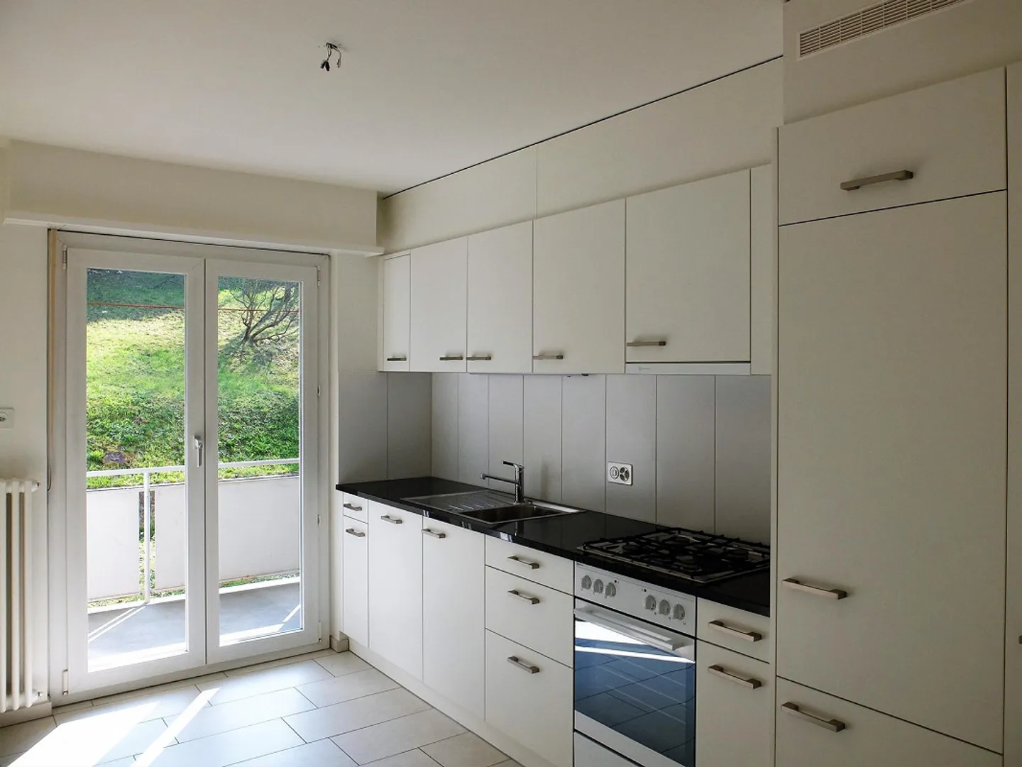 Mehrfamilienhaus mit Investitionspotenzial - Foto 4 von 7