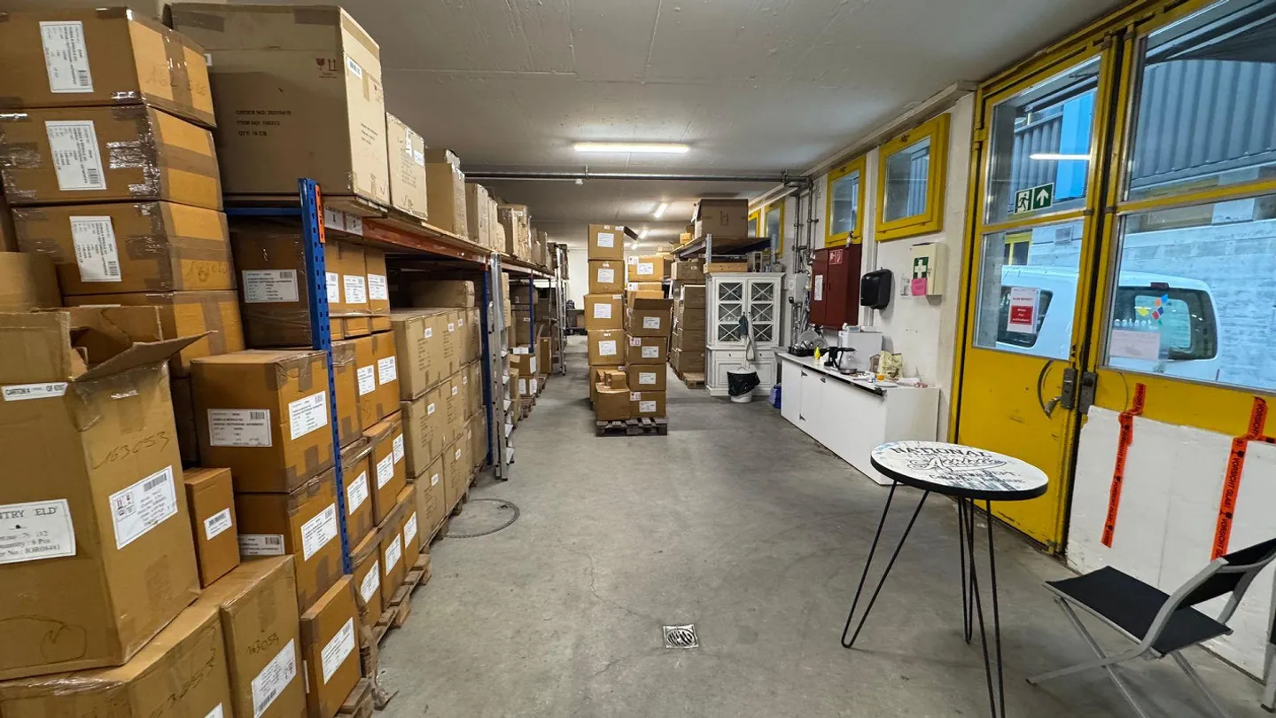 Spazio di stoccaggio centrale nella zona industriale di Burgdorf - Foto 4 di 16