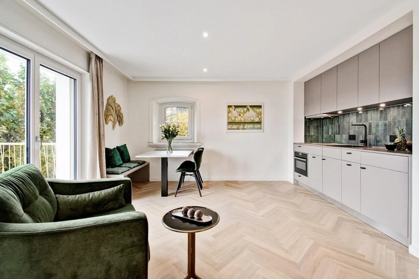 Living with Style and a View - Photo 4 of 11