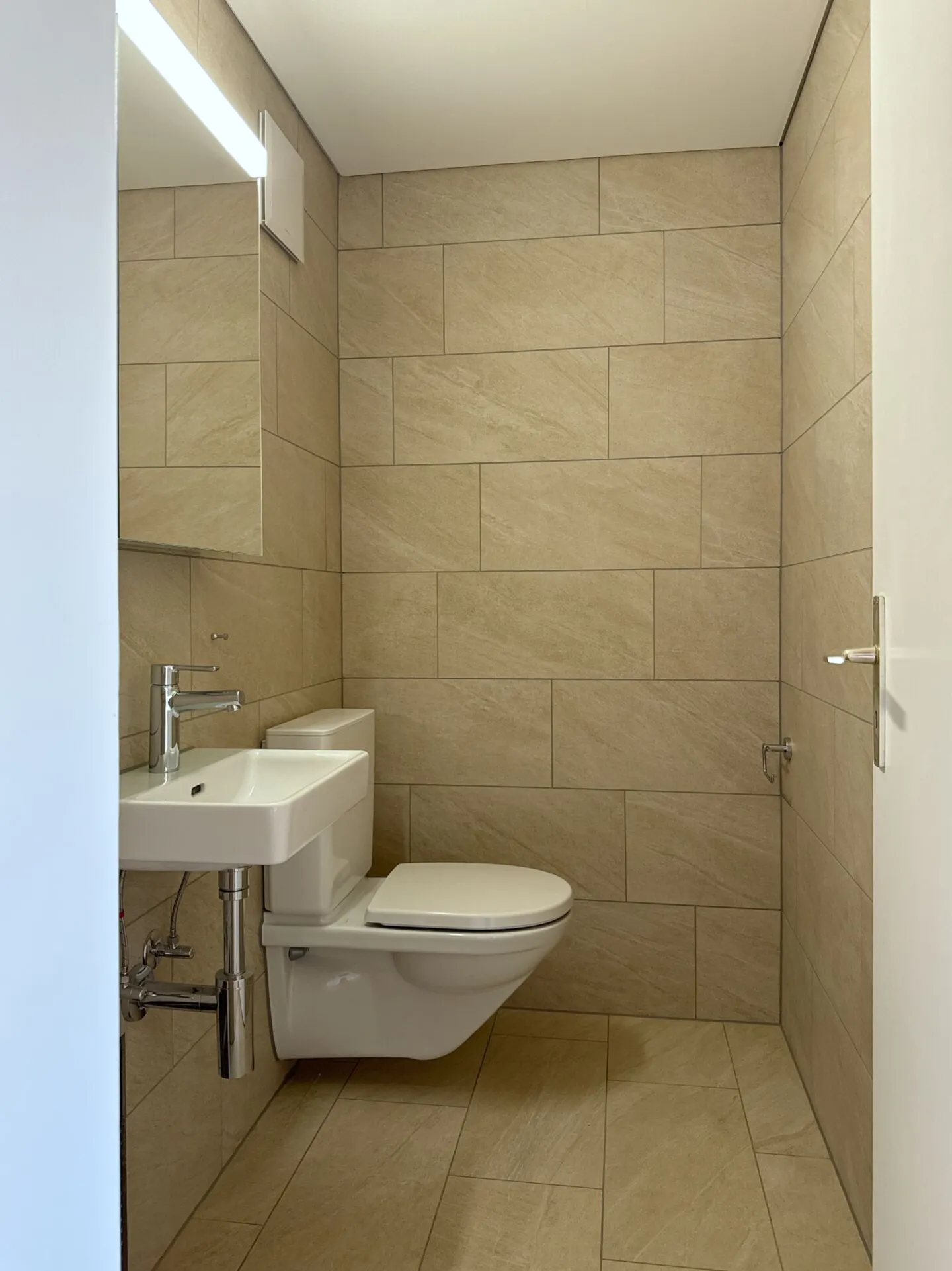 Appartement sous les combles rénové de 4 1/2 pièces avec galerie - Photo 5 sur 12