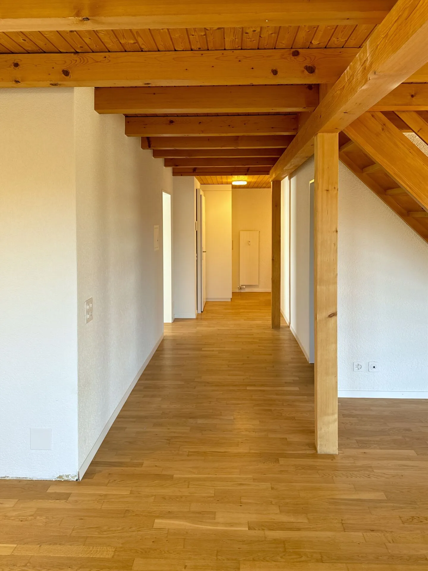 Appartement sous les combles rénové de 4 1/2 pièces avec galerie - Photo 11 sur 12