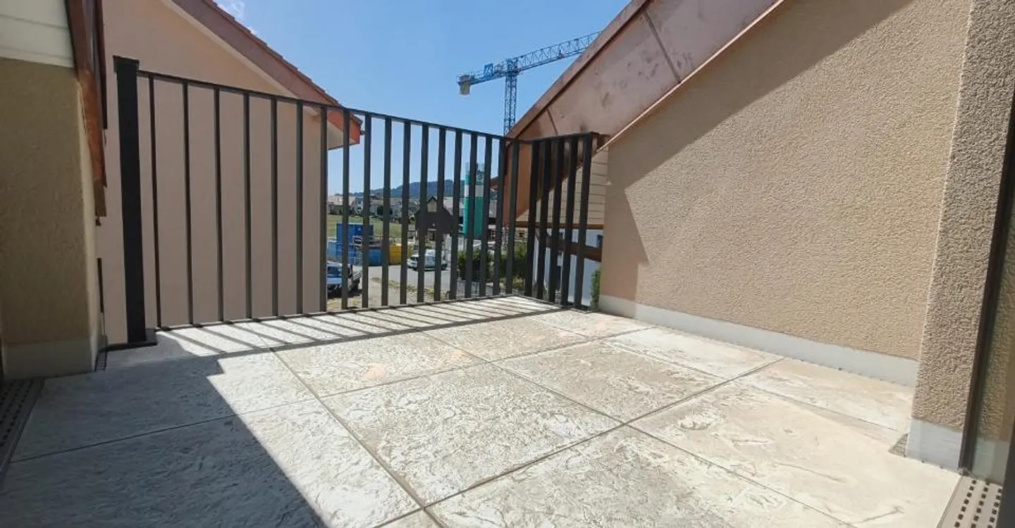 2,5-Zimmer-Wohnung im Dachgeschoss mit Blick auf den Moléson - Foto 7 von 7