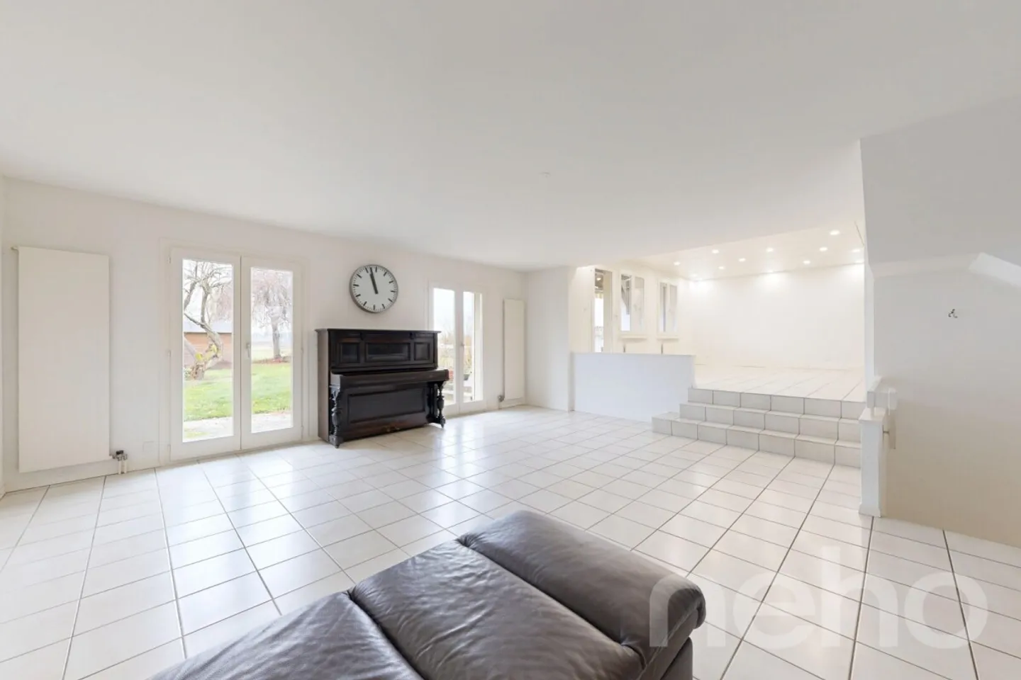 Quiet neighborhood - Photo 4 of 12