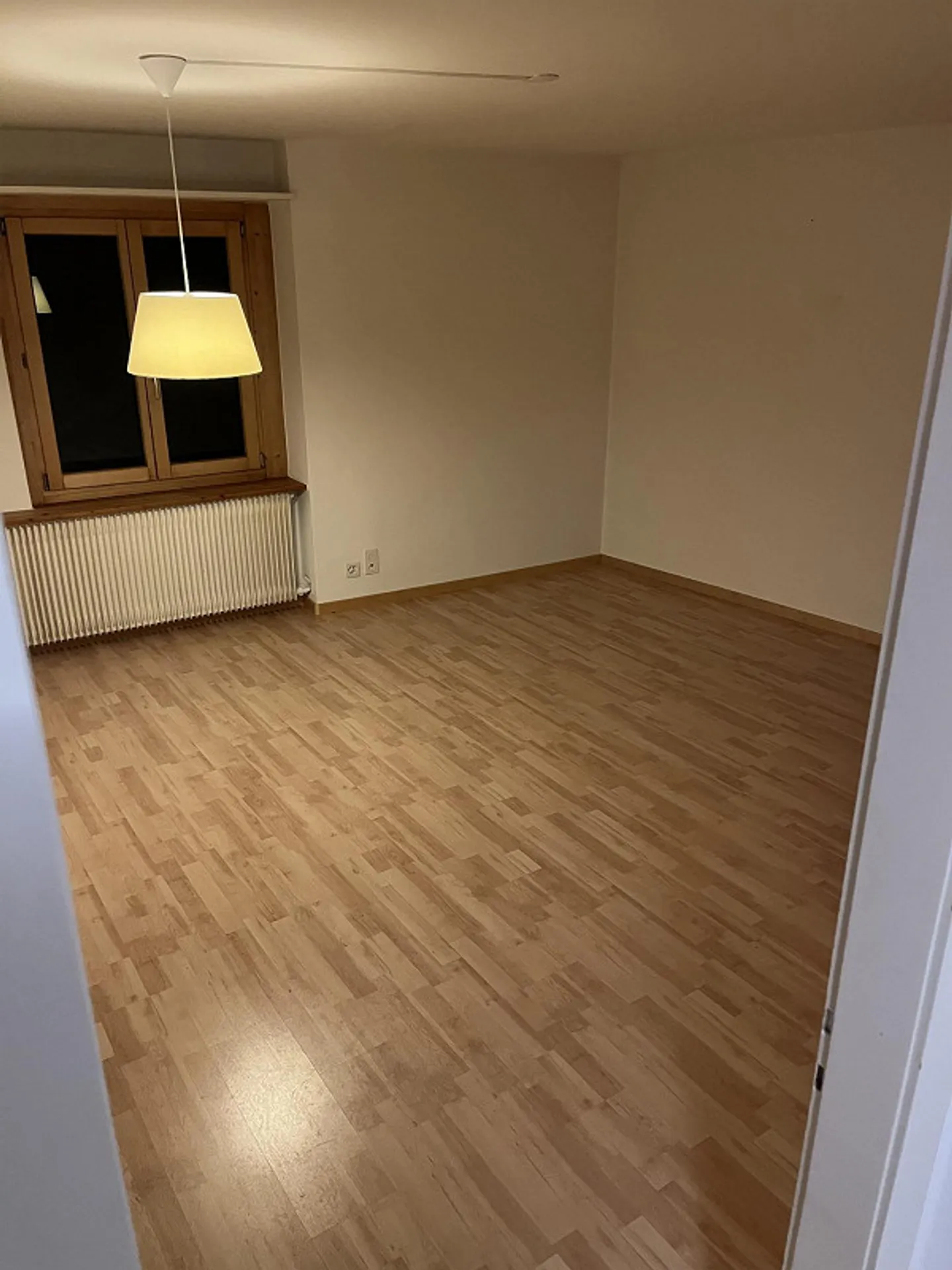 appartamento luminoso di 4 stanze - Foto 3 di 4