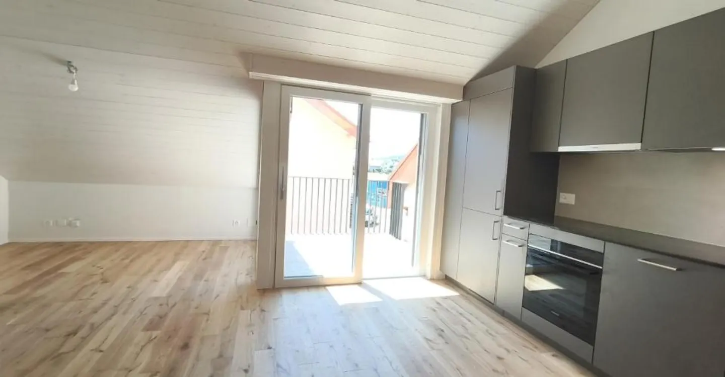 2,5-Zimmer-Wohnung im Dachgeschoss mit Blick auf den Moléson - Foto 3 von 7