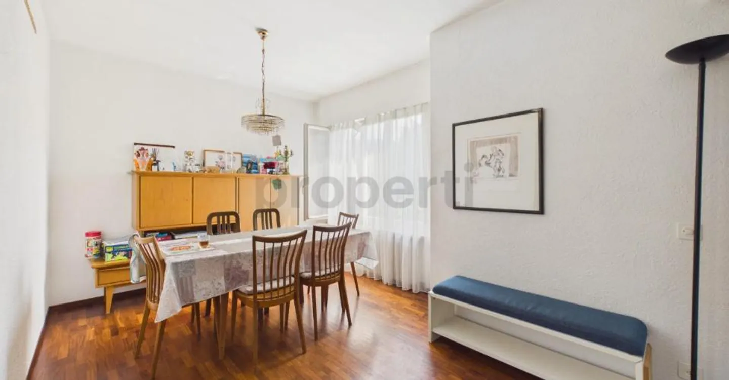 1000 m² plot, great renovation potential and pergola with fireplace - Photo 4 of 11