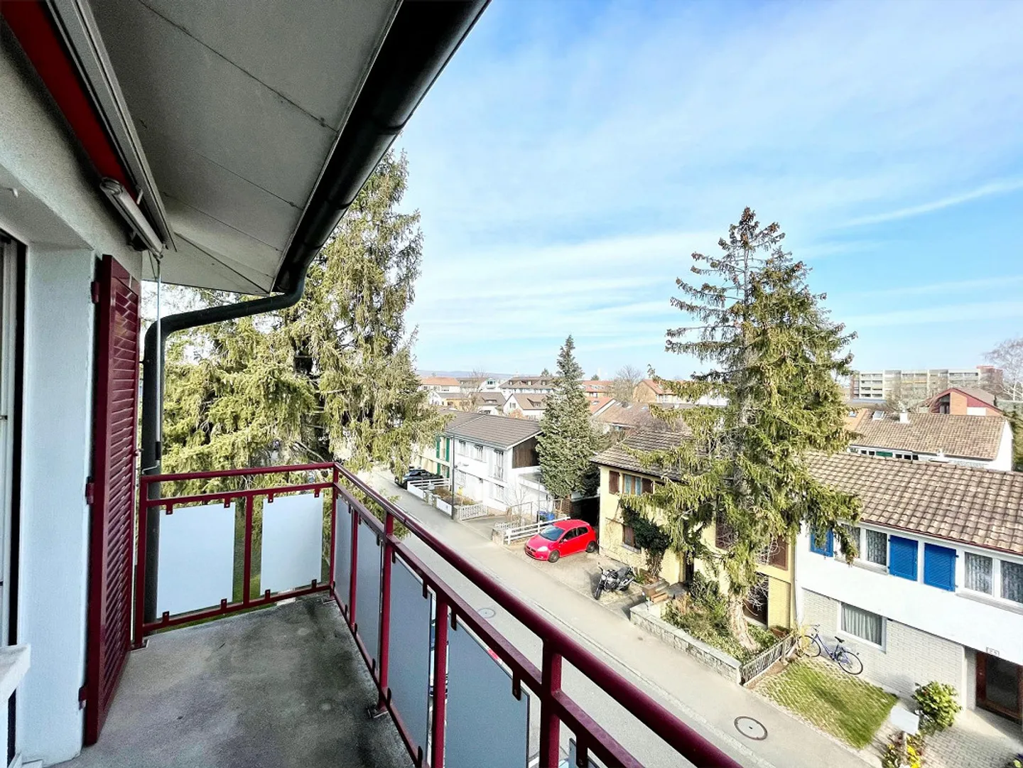 Strada laterale tranquilla in una posizione centrale vicino ai mezzi pubblici - Foto 3 di 9