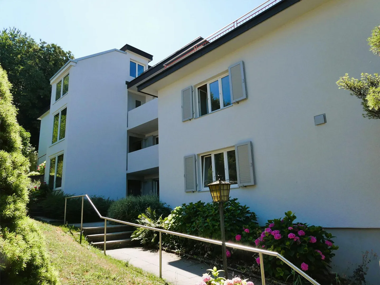 Appartement entièrement rénové dans un emplacement calme et central - Photo 6 sur 6