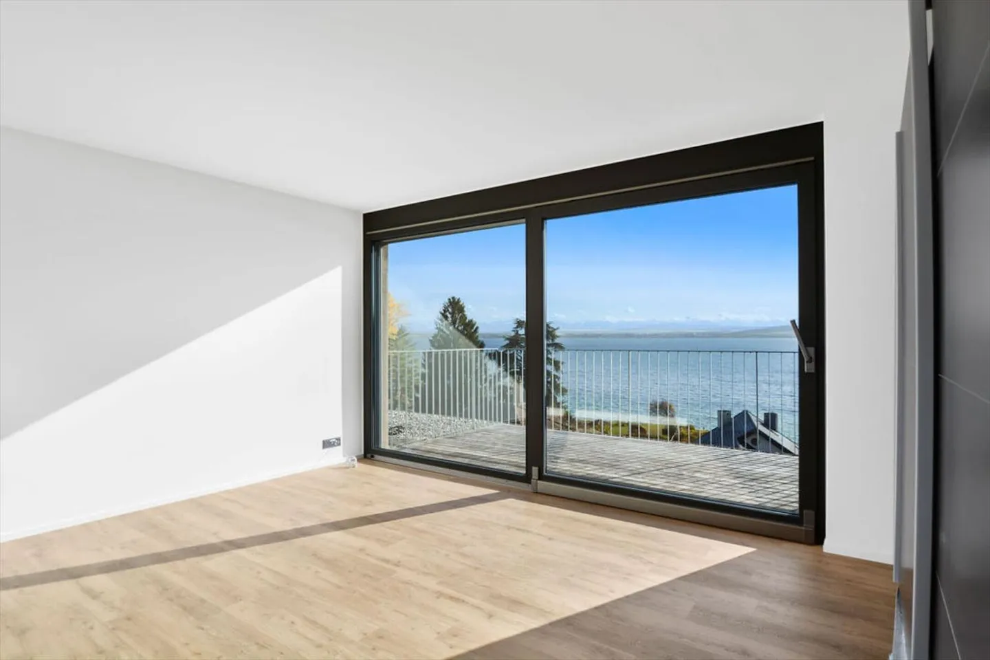 Attico di lusso a Chez-le-Bart, vista lago, posizione ideale tra Neuchâtel e Losanna - Foto 8 di 13
