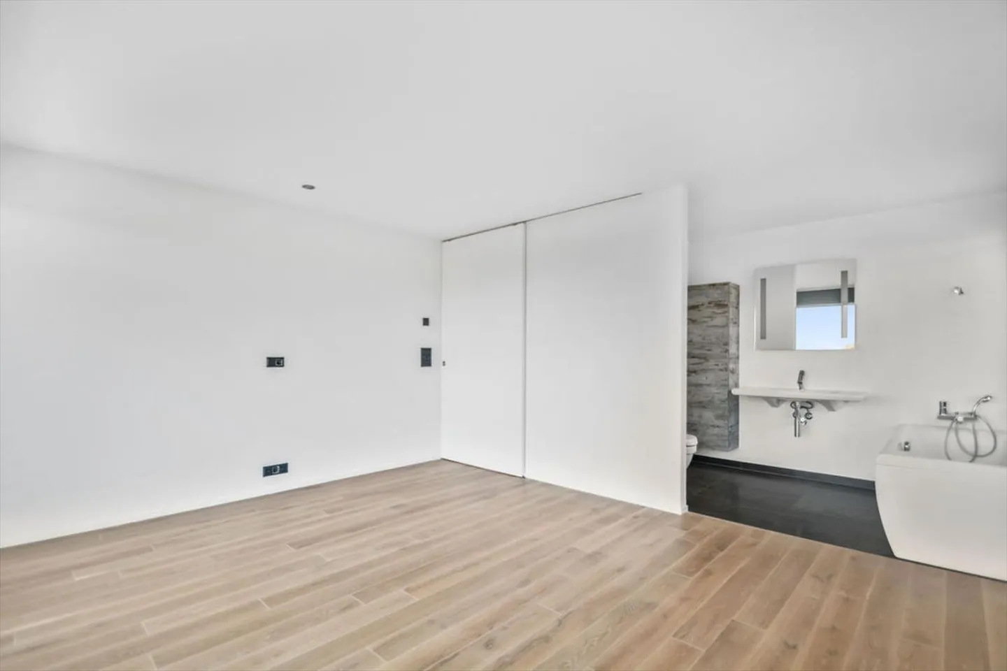 Attico di lusso a Chez-le-Bart, vista lago, posizione ideale tra Neuchâtel e Losanna - Foto 13 di 13