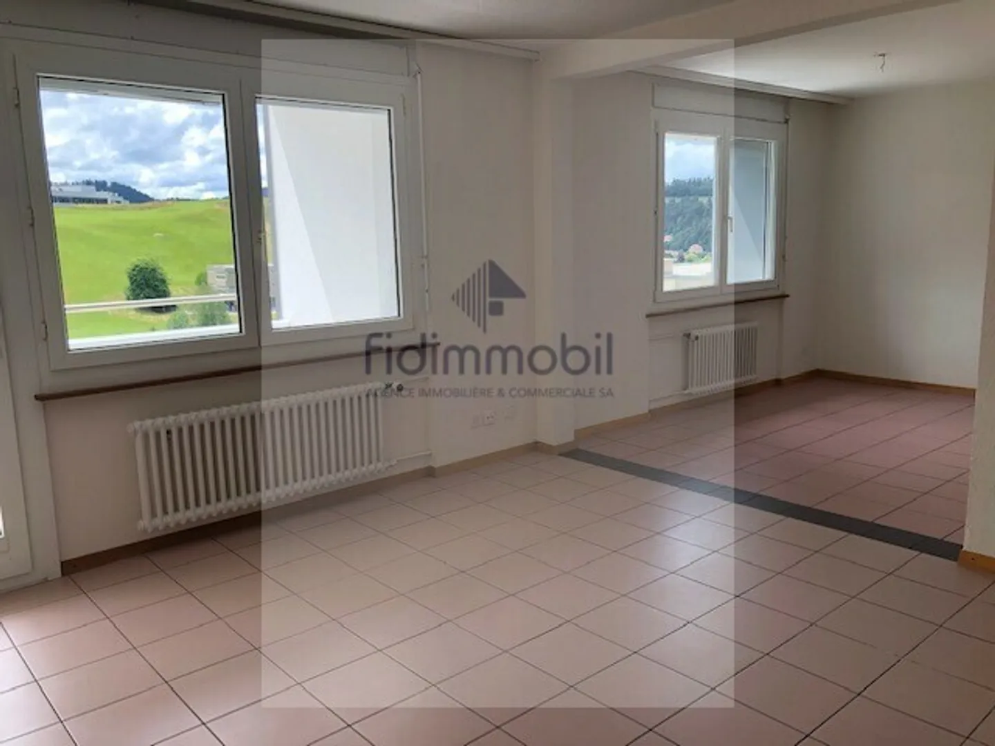 Appartement spacieux à Le Locle - Photo 4 sur 12