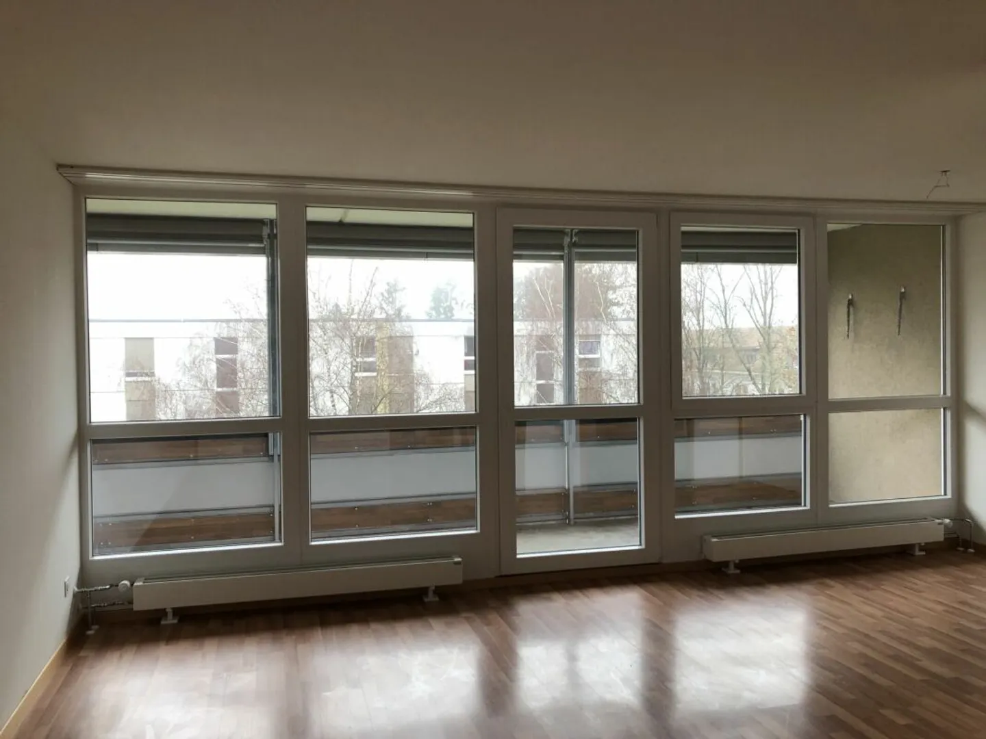 Newly renovated 5.5 room apartment on the 1st floor - Photo 7 of 11