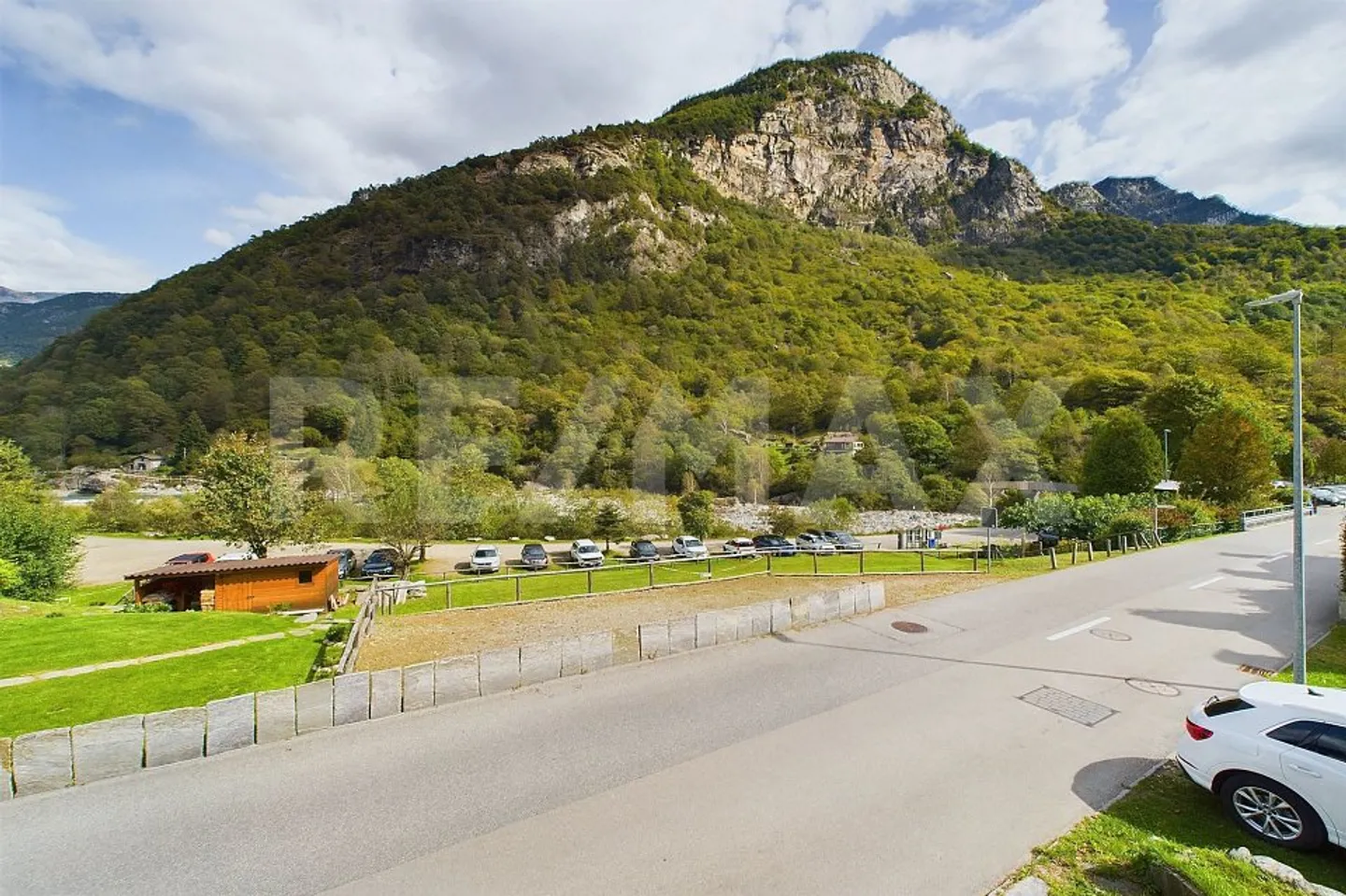 Casa singola in affitto - Foto 4 di 13
