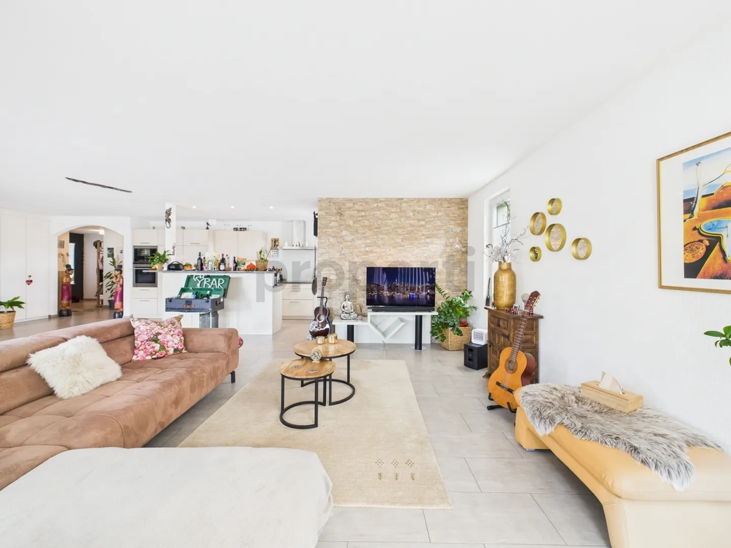 Appartamento con Terrazza Moderno di 5.5 Stanze - Foto 2 di 13