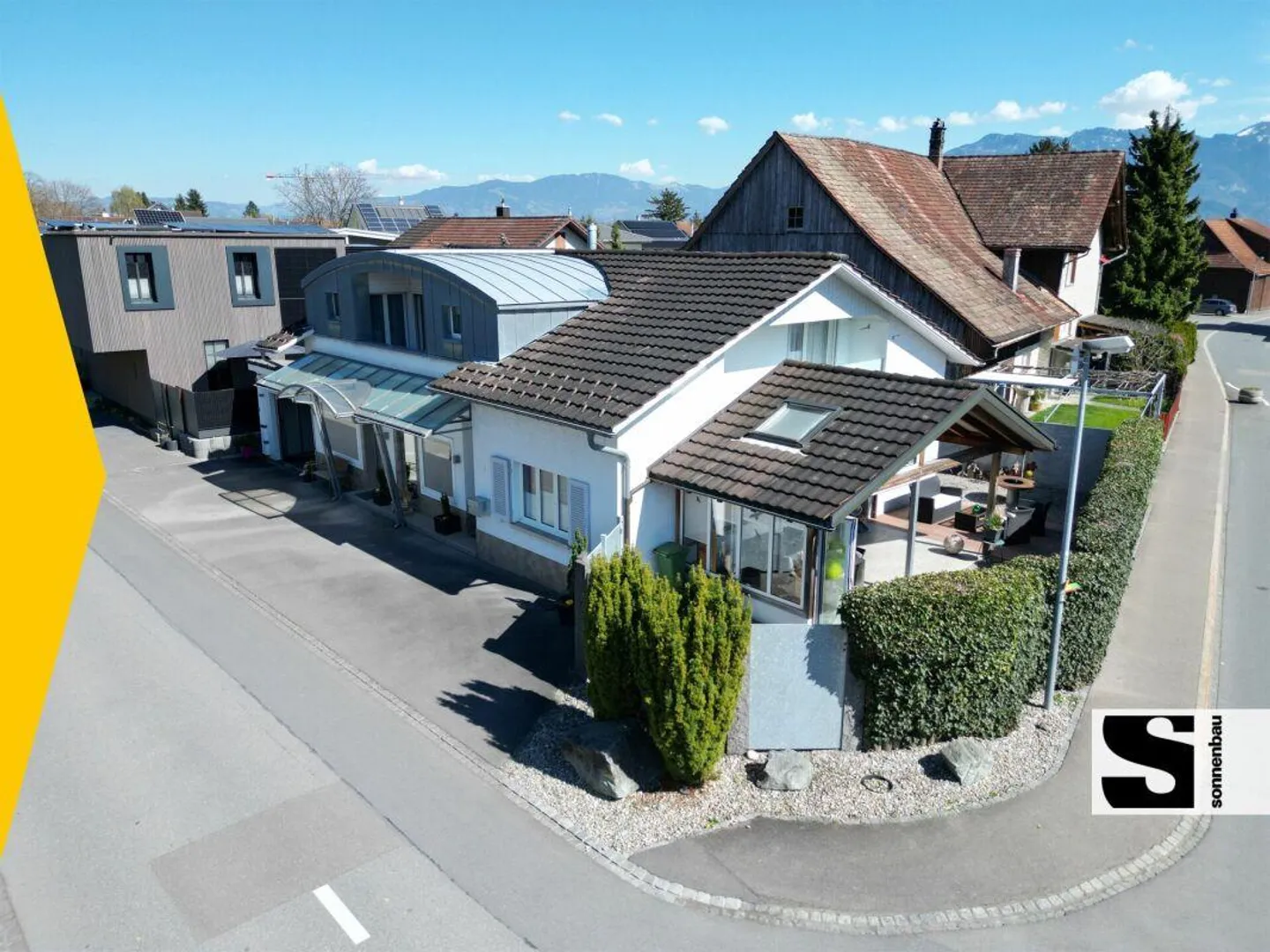 Geräumiges Familienhaus mit Studio - Foto 1 von 16