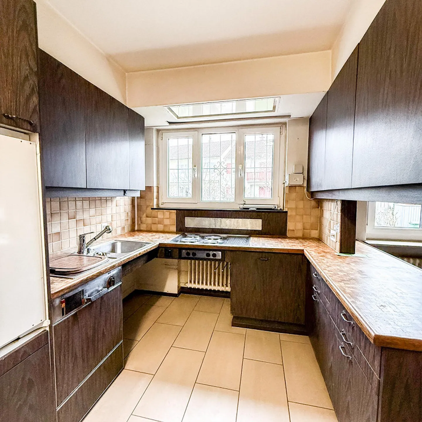 4.5-room semi-detached house with beautiful garden in a quiet location. - Photo 4 of 14