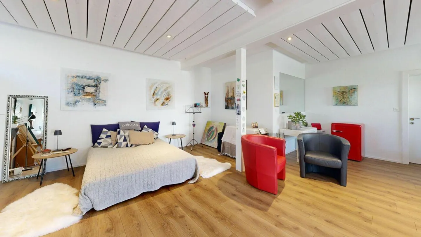 Geräumiges Familienhaus mit Studio - Foto 13 von 16