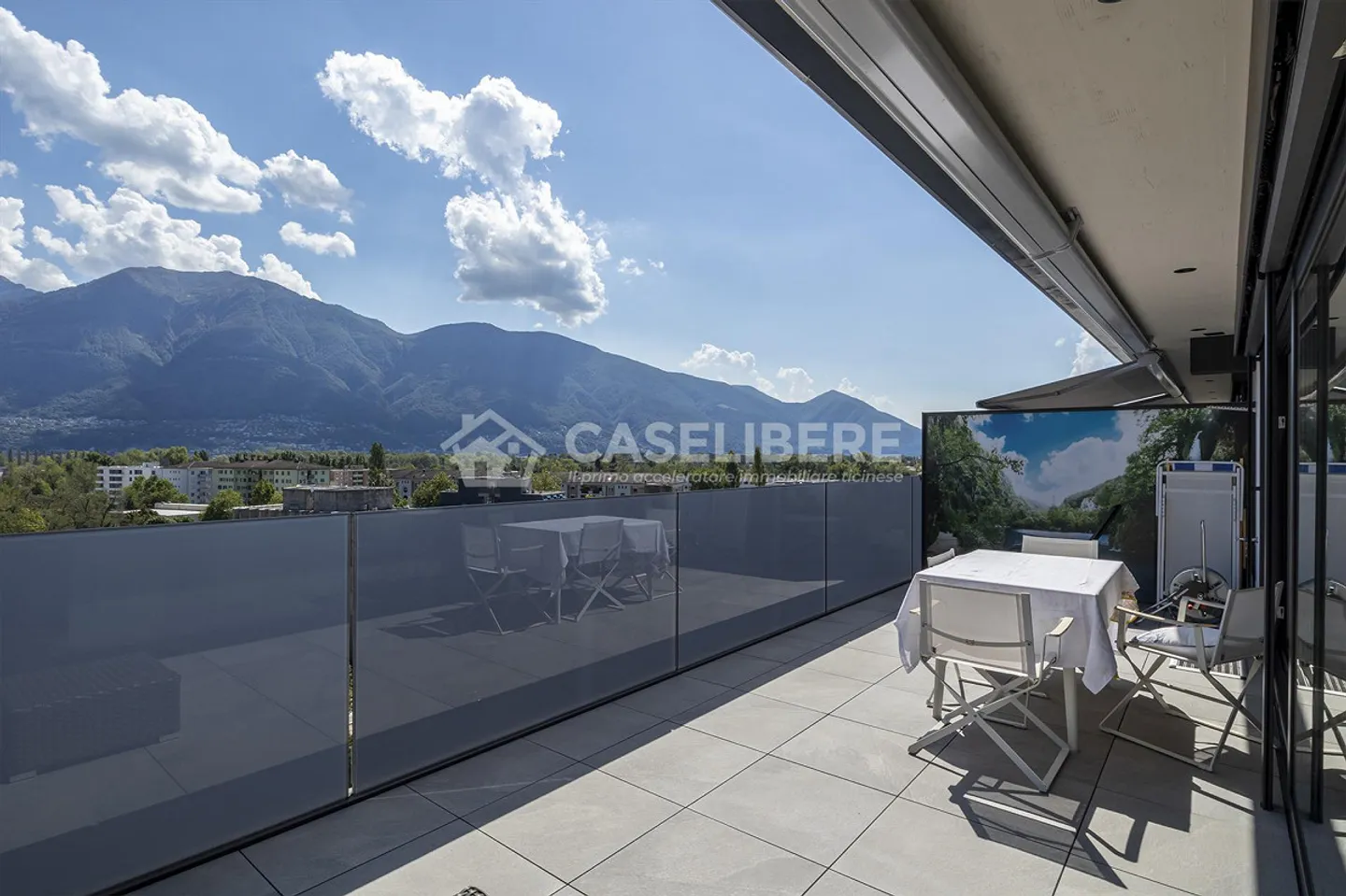 MODERN 3.5 ATTIC WITH TERRACE IN LOCARNO - Photo 4 of 18
