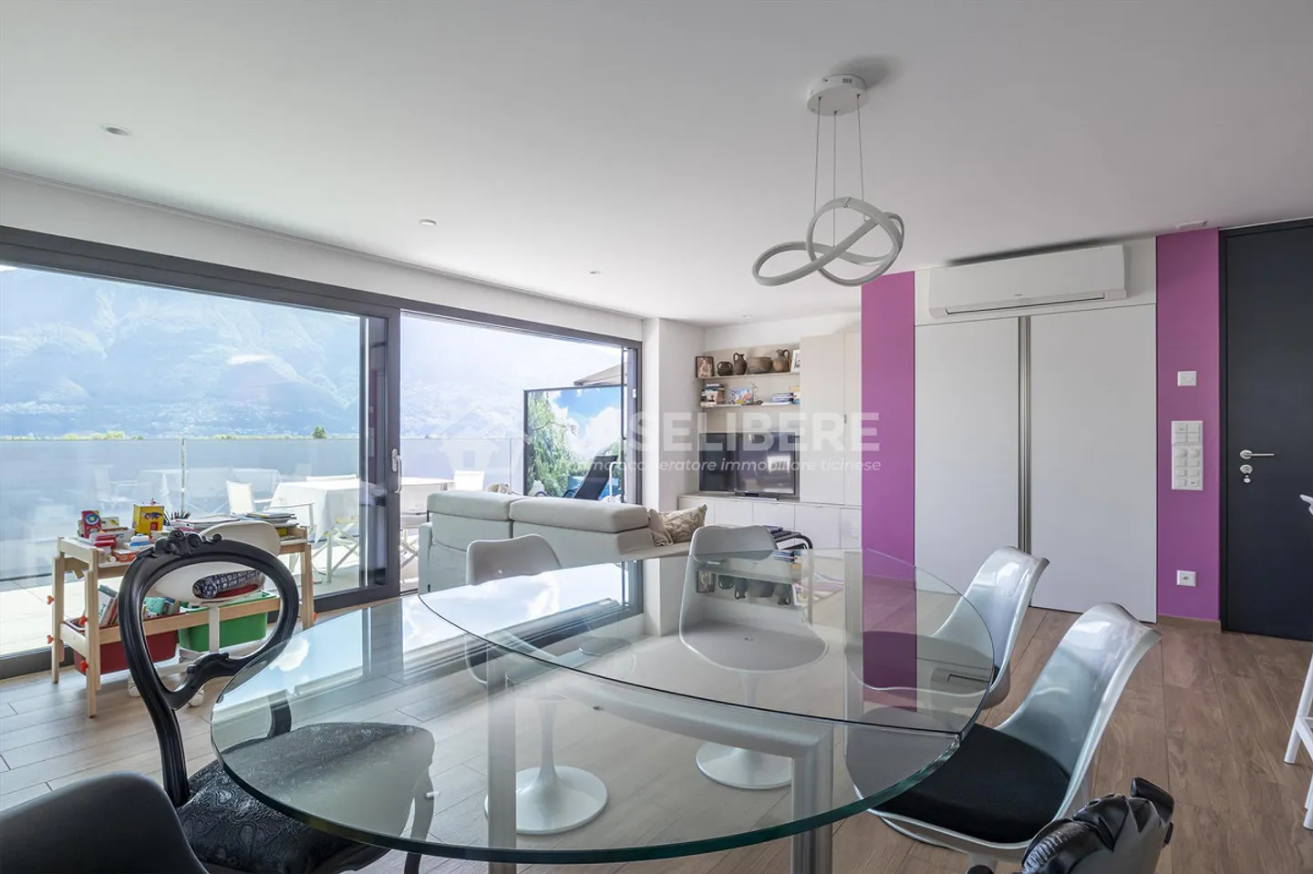 MODERN 3.5 ATTIC WITH TERRACE IN LOCARNO - Photo 5 of 18