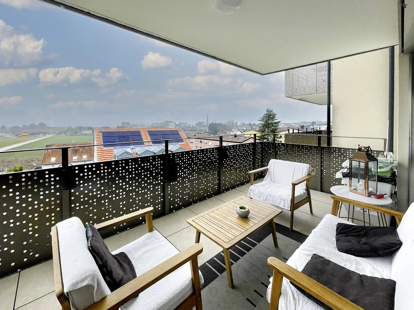 Bell'appartamento di 4,5 locali al piano terra - Comfort e Luminosità - Foto 10 di 14