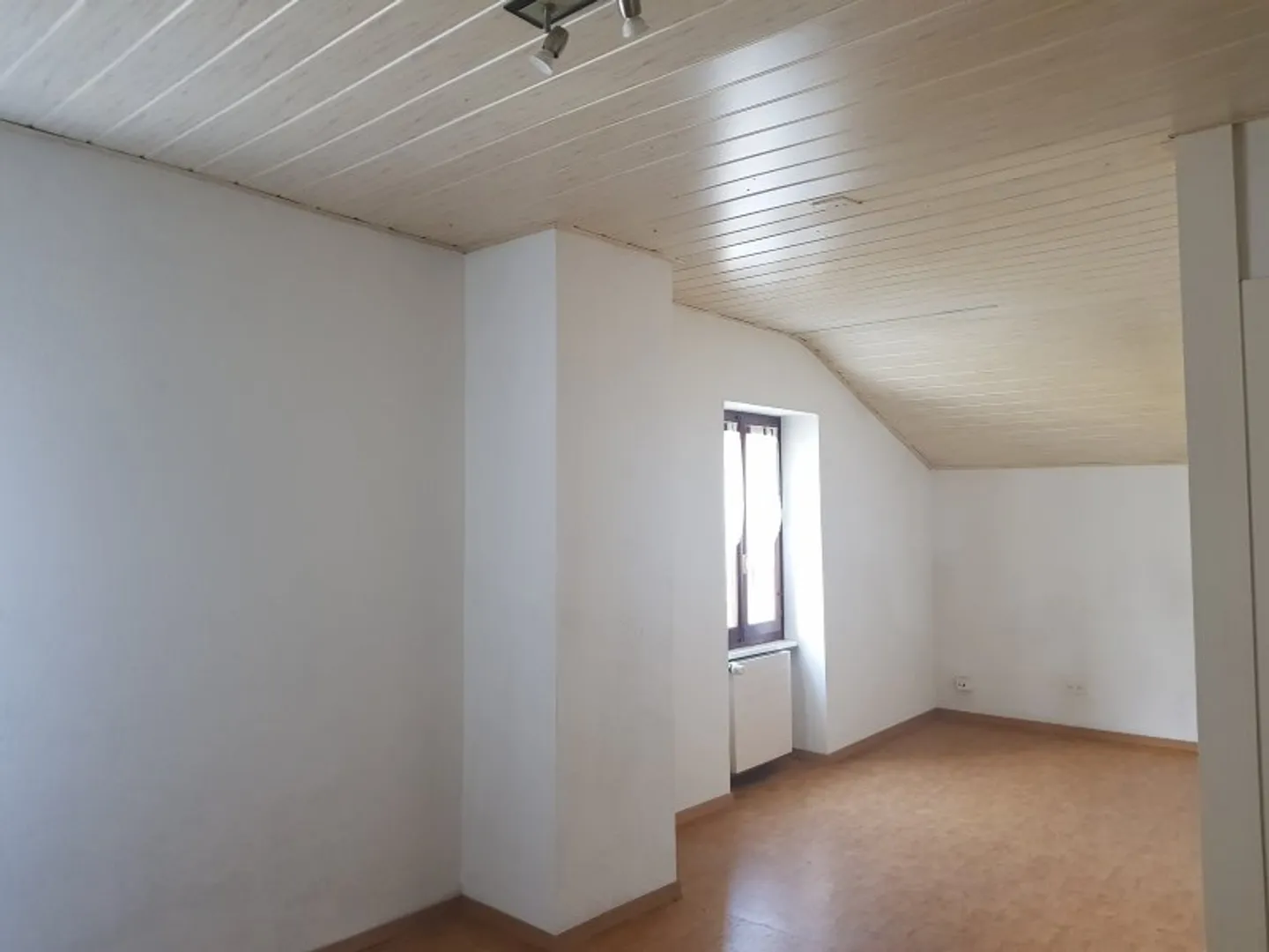 02530 - 2,5 Zimmer Wohnung - Rue du Comte Riant 3-5 - Massongex - Foto 3 von 6