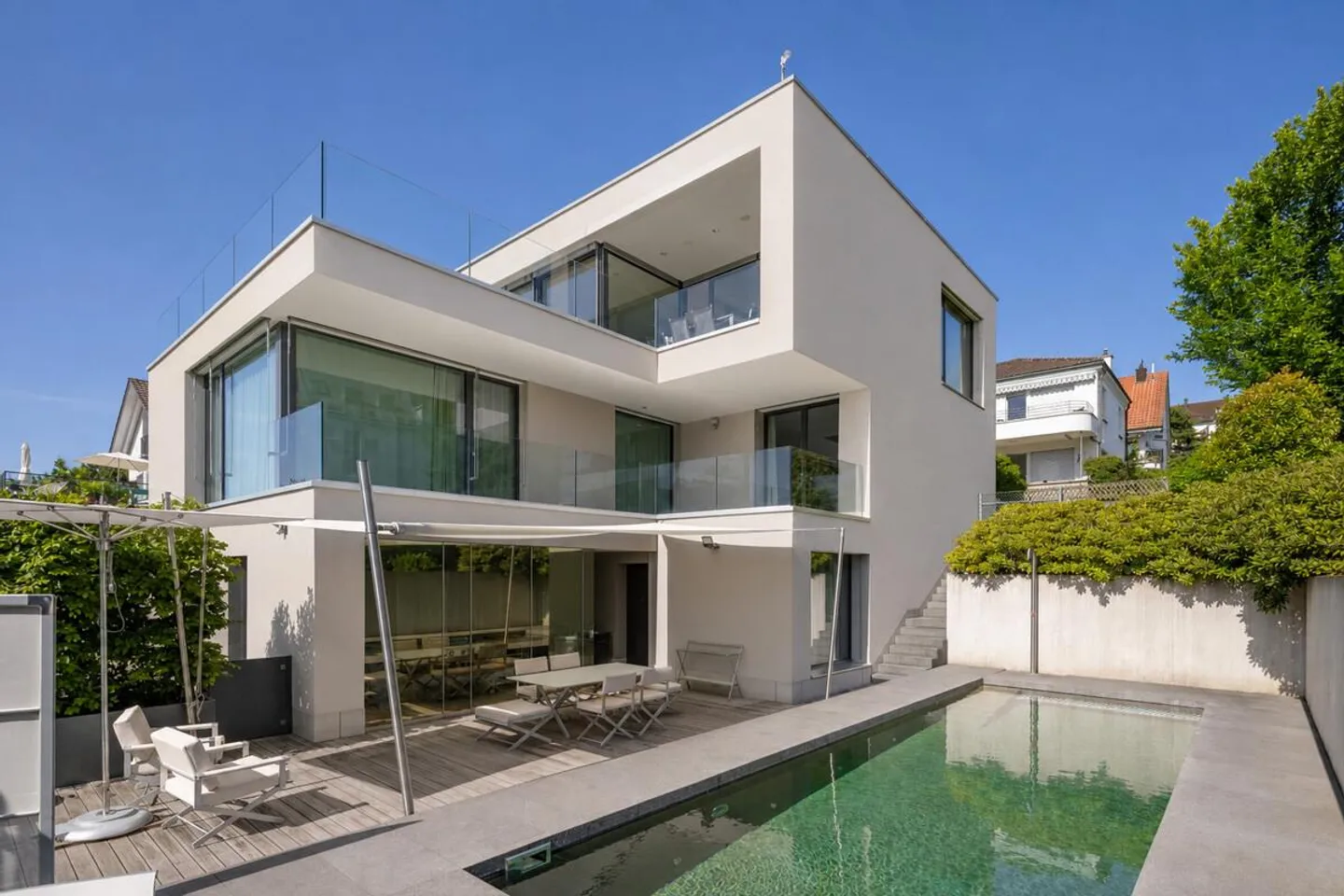 Zollikon: exclusive single-family house with pool - Photo 1 of 5