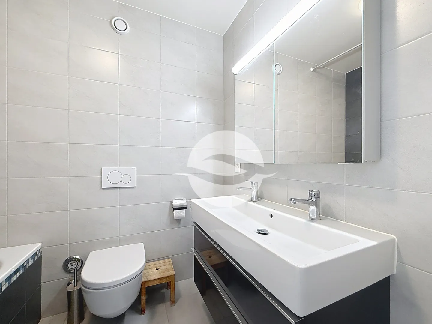 Modern Apartment in Meyrin - Photo 7 of 8