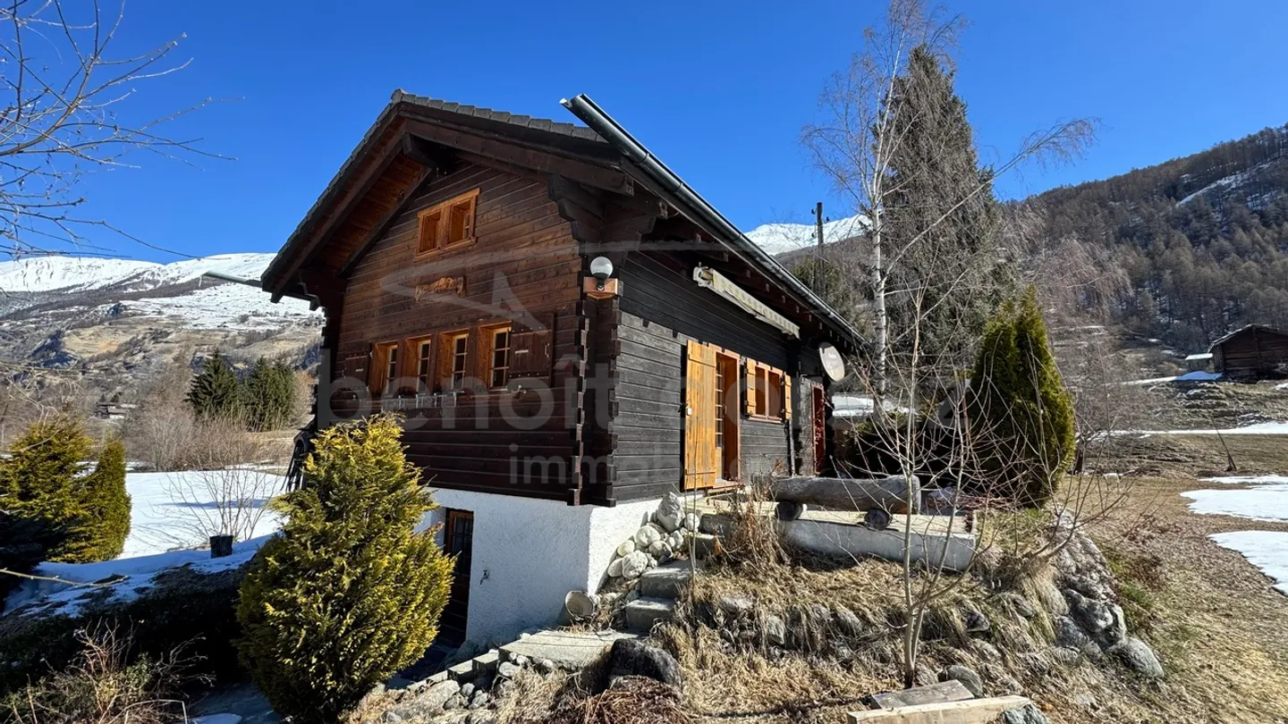 Chalet in den Bergen - Foto 1 von 8