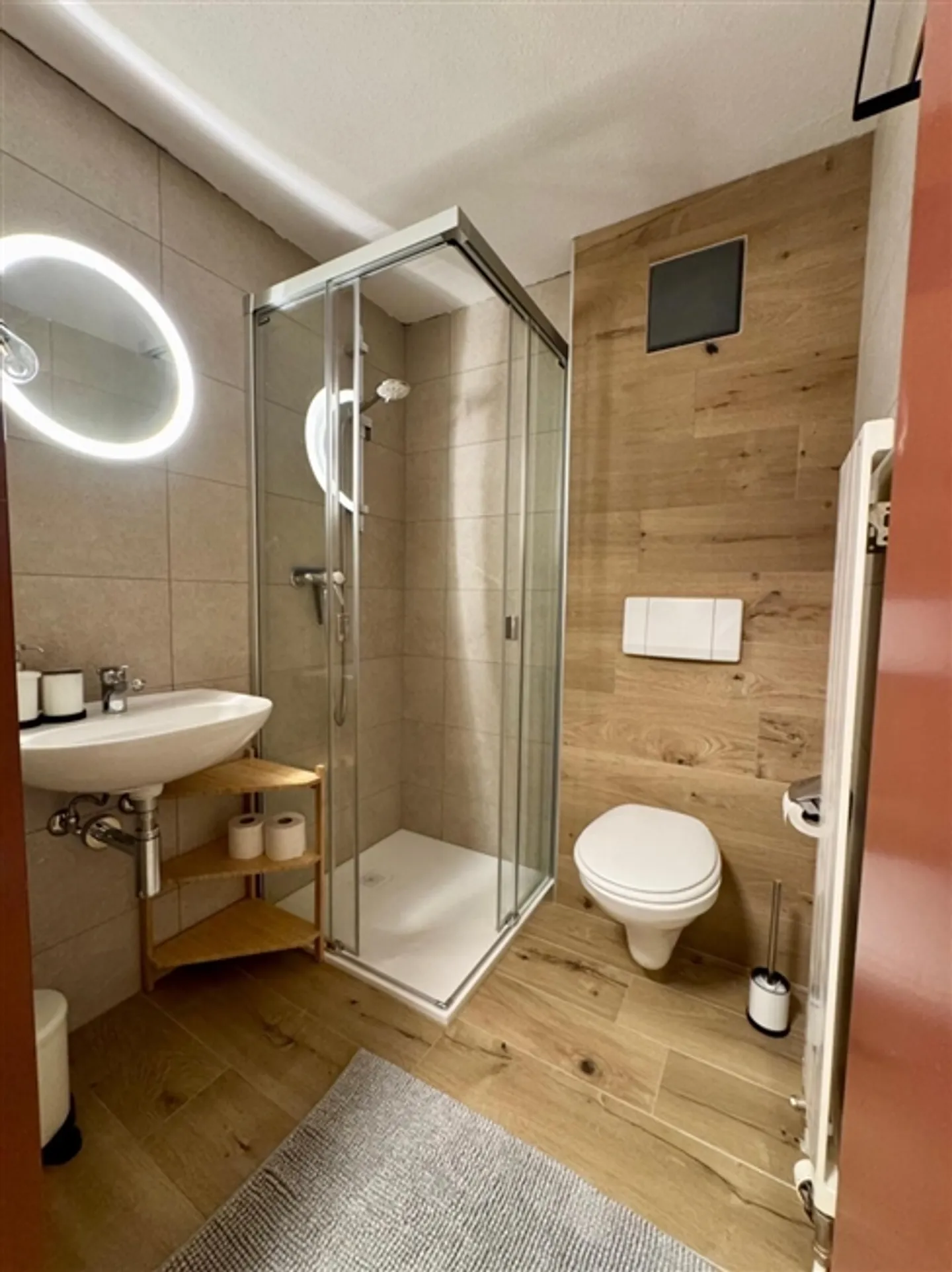 Studio – 1,5 PCs – SAAS-FRAIS / EXCLUSIVITÉ - Photo 4 sur 5