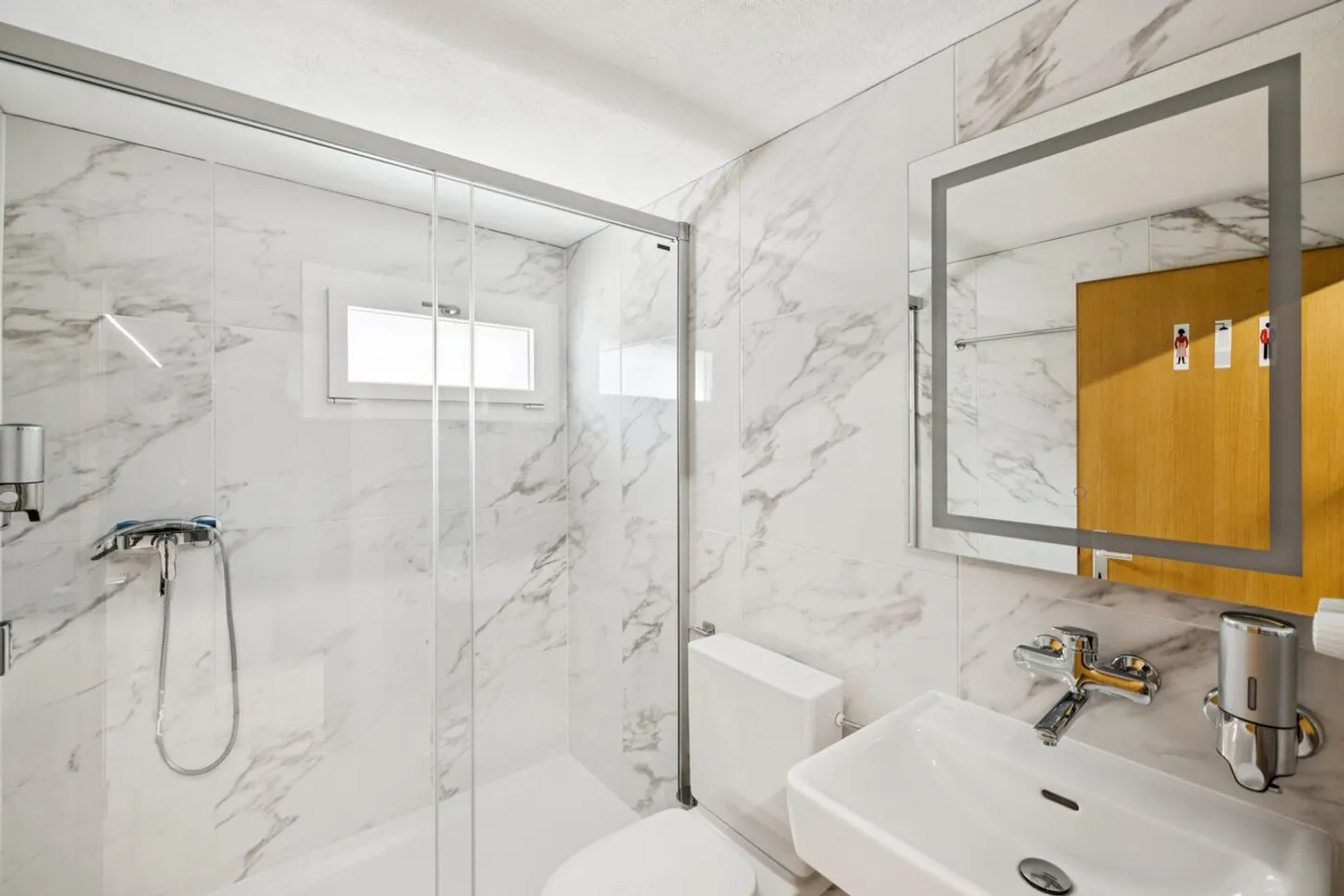 Grande maison individuelle avec grand entresol aménagé - Photo 5 sur 13