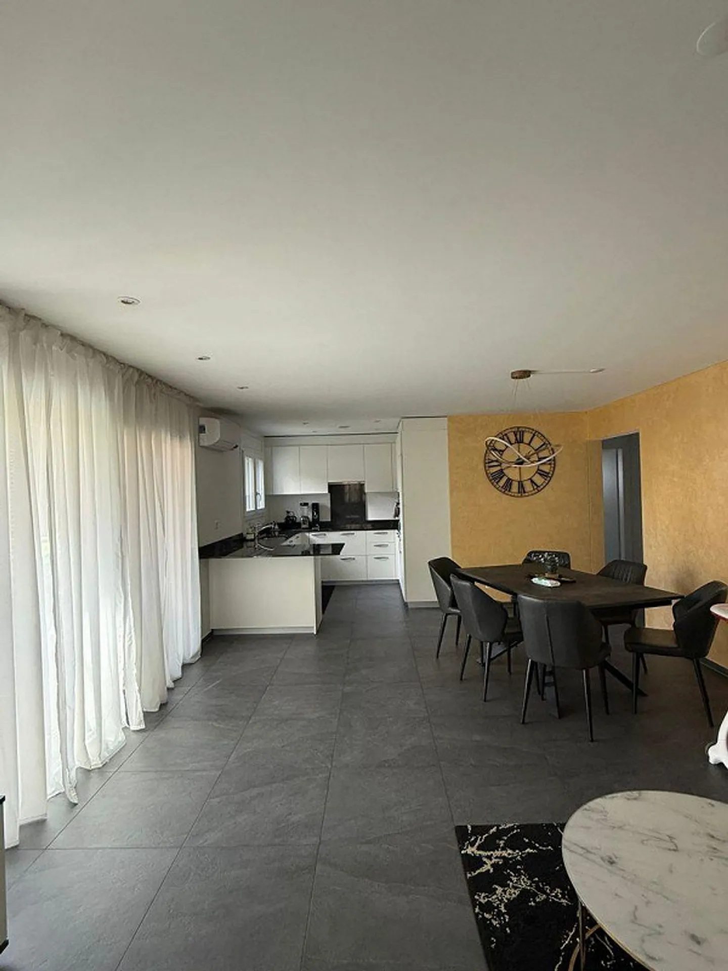 Neue 3,5-Zimmer-Wohnung mit Garten - Foto 2 von 9