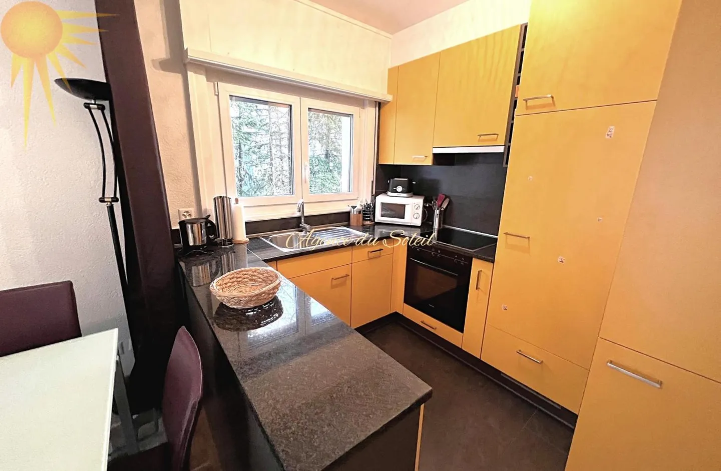 For rent for the winter season: Beautiful 2.5-room apartment by the 18-hole golf course with parking in front of the building! - Photo 4 of 9