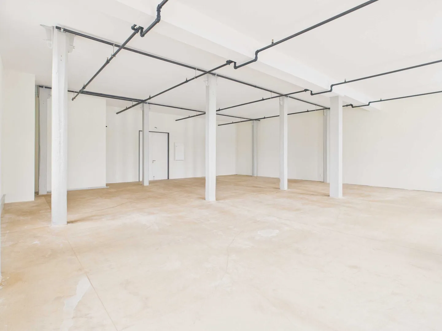 Espaces commerciaux flexibles dans un bâtiment commercial moderne avec construction de coque exclusive - Photo 4 sur 6