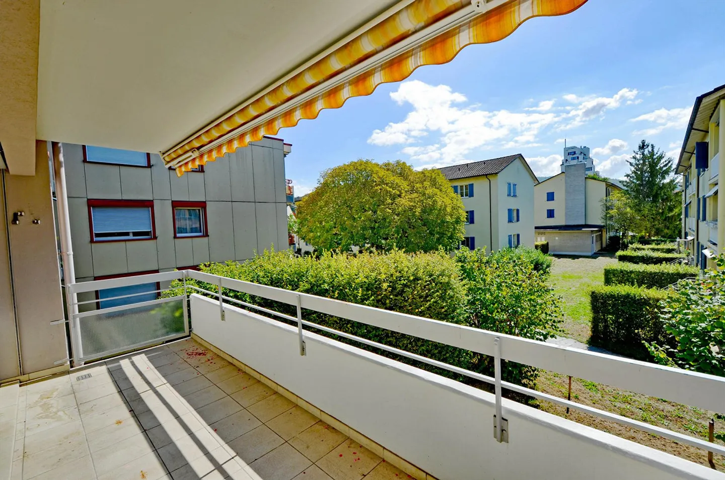 Helle 4½-Zimmer-Wohnung in Münchenstein - Foto 1 von 8