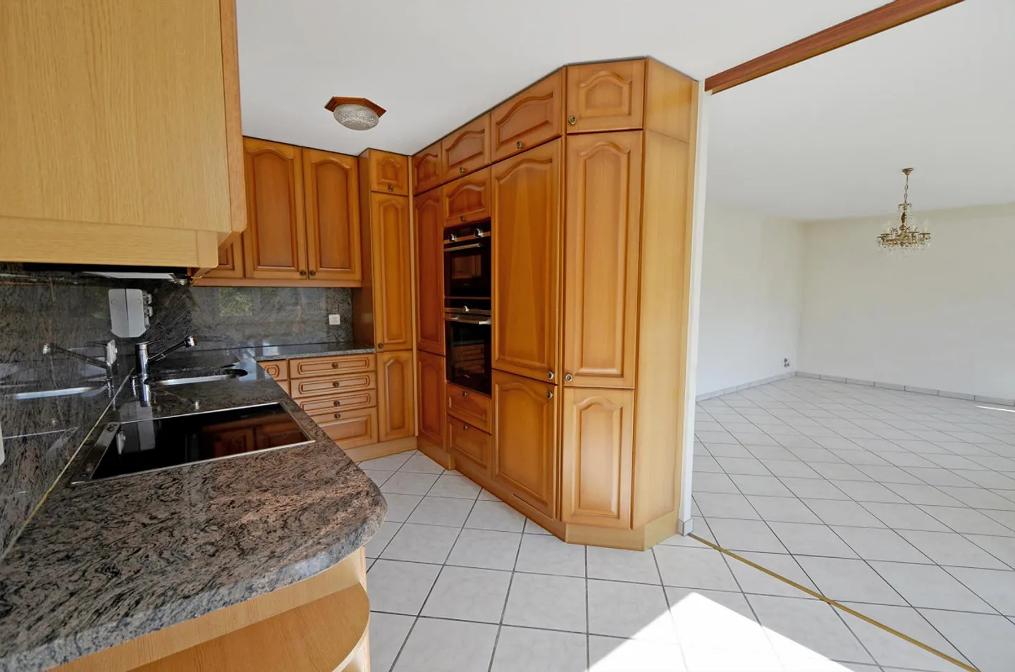 Helle 4½-Zimmer-Wohnung in Münchenstein - Foto 4 von 8
