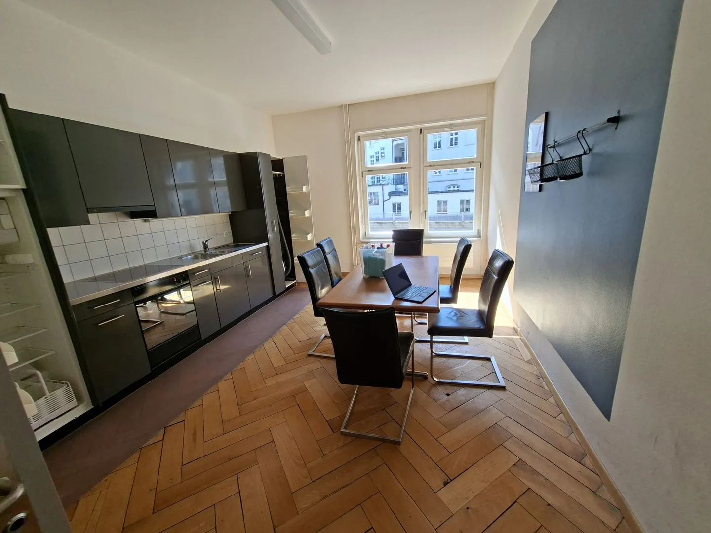 Furnished WG Room - Central, Modern and All Inclusive, Ground Floor Room 3 - Photo 2 of 6