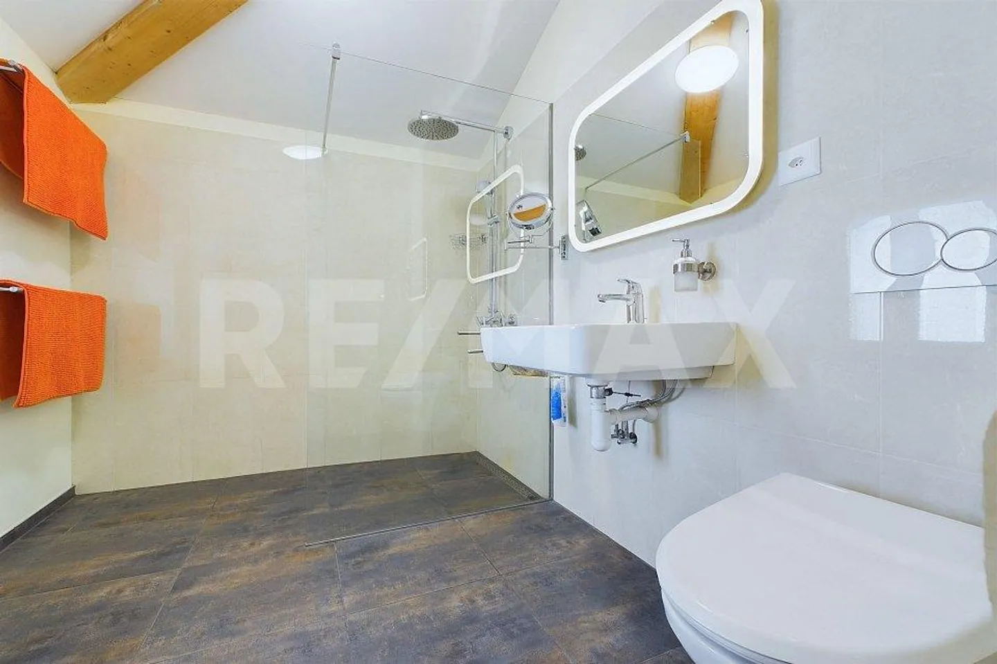 IN VENDITA: Casa indipendente con vista panoramica a Colla - Foto 11 di 13
